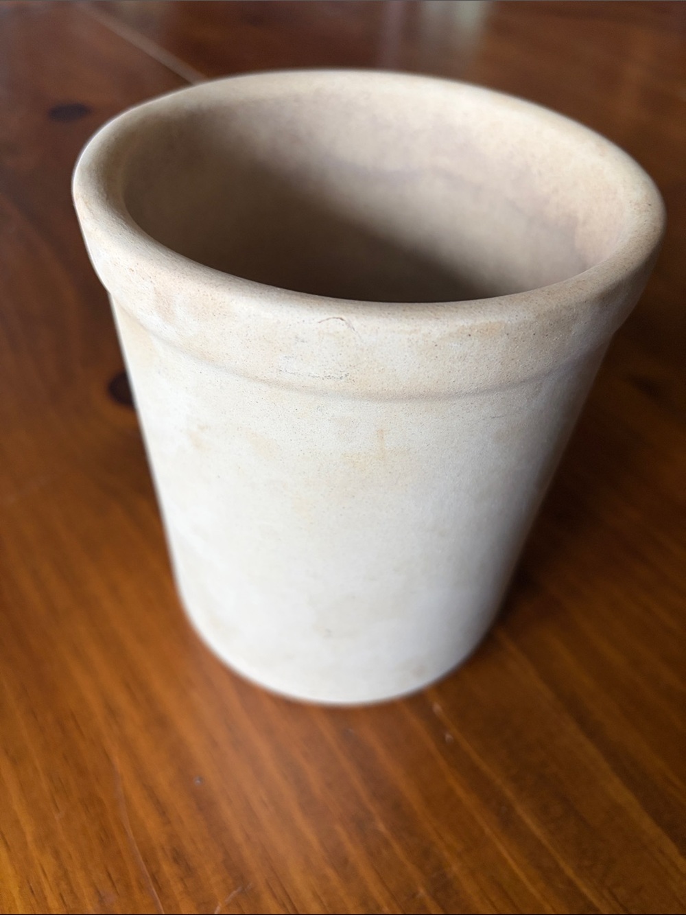 Pampered Chef Stoneware Bread Baking Crock Utensil Holder
